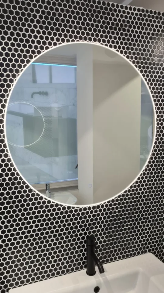 Saneux Oska 80cm Electric Mirror V2 detail view - Image 3