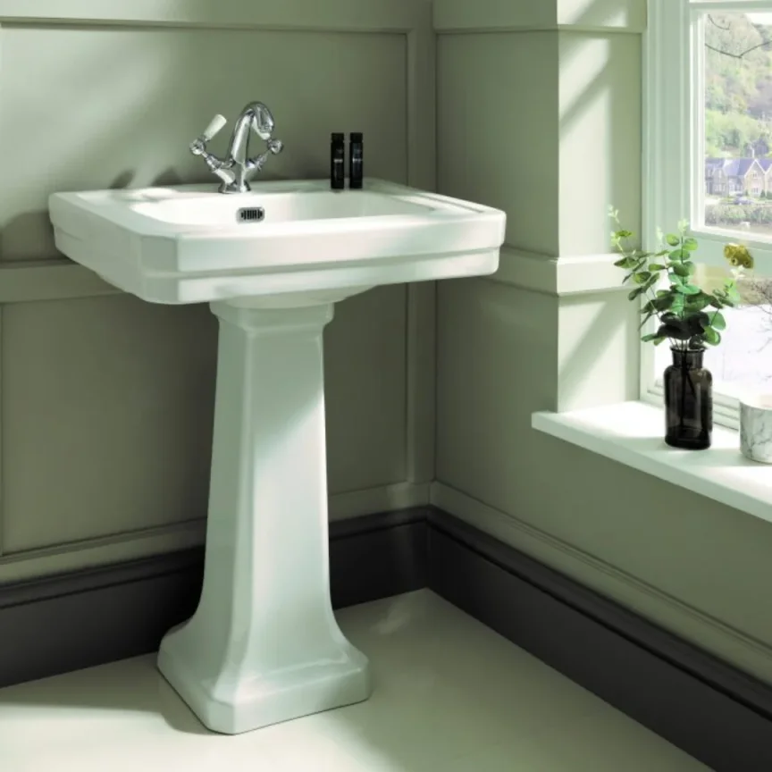 Bc Designs Victrion Pedestal (540mm Basin) White detail view - Image 3