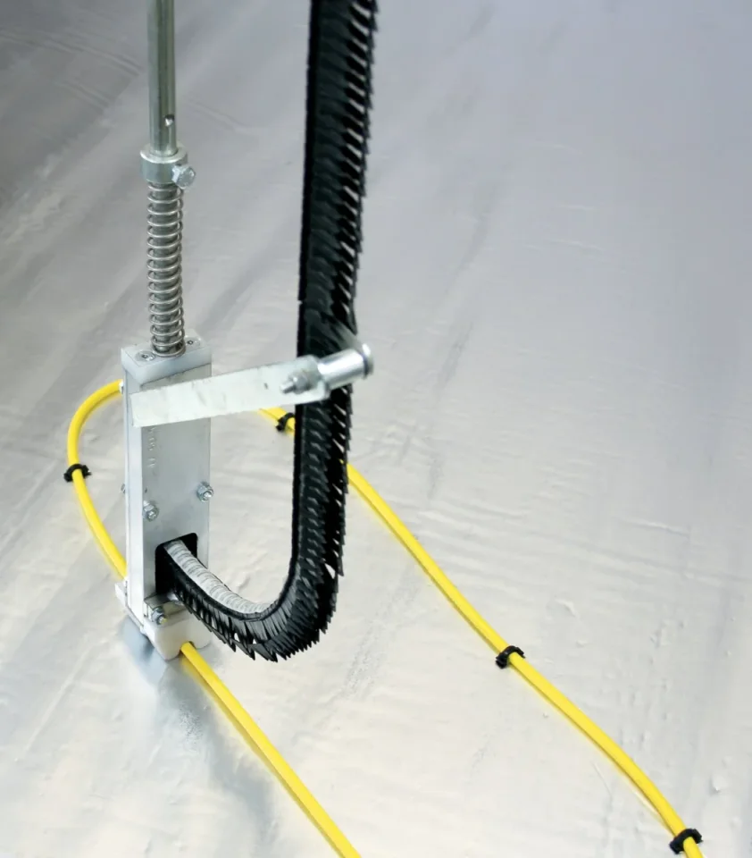 Thermosphere Screed Cable 1700w detail view - Image 3