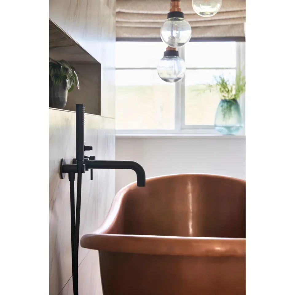 Bc Designs 1700 Antique Bath Outer/inner Antique Copper detail view - Image 3