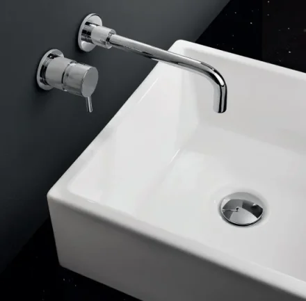 Crosswater Basin Click Clack Small 60 Chrome detail view - Image 2