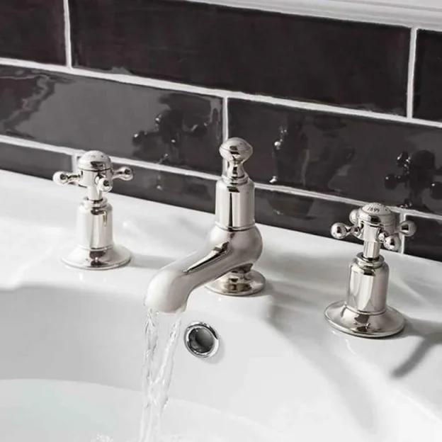 Crosswater Belgravia Traditional 3 Hole Deck Mounted Crosshead Basin Mixer Tap Set Nickel detail view - Image 4