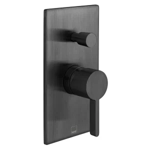 Vado Individual Edit 2 Outlet Concealed Single Lever Manual Valve With Diverter Brushed Black