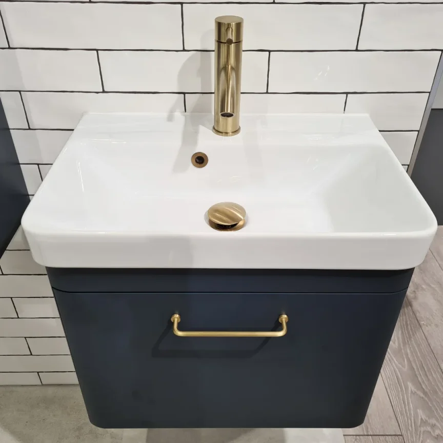 Saneux Hyde 55x37cm Washbasin 1th detail view - Image 4