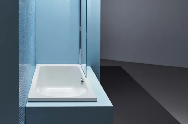 Bette Ocean Single Ended Shower Bath Left Hand Overflow White (Feet Included) - Image 3