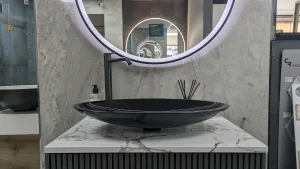 StoneKAST Uni Sit On Basin Gloss Black 630x375mm - Ex Display