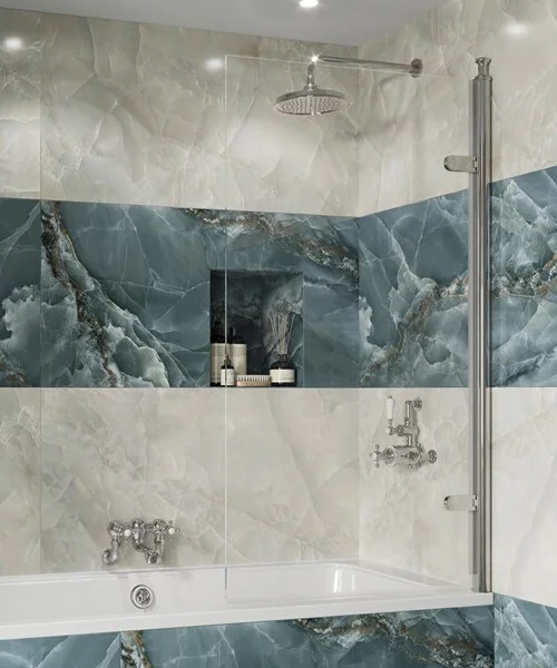 Burlington Classique Hinged Single Bath Screen 850 Chrome
