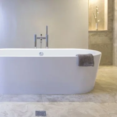 Bc Designs Plazia 1780 X 800 Bath (waste Included) White detail view - Image 2