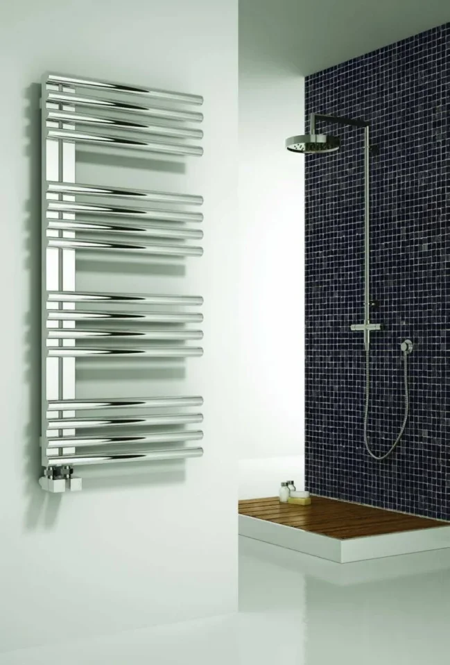 Reina ADORA 800 x 500 detail view - Image 2