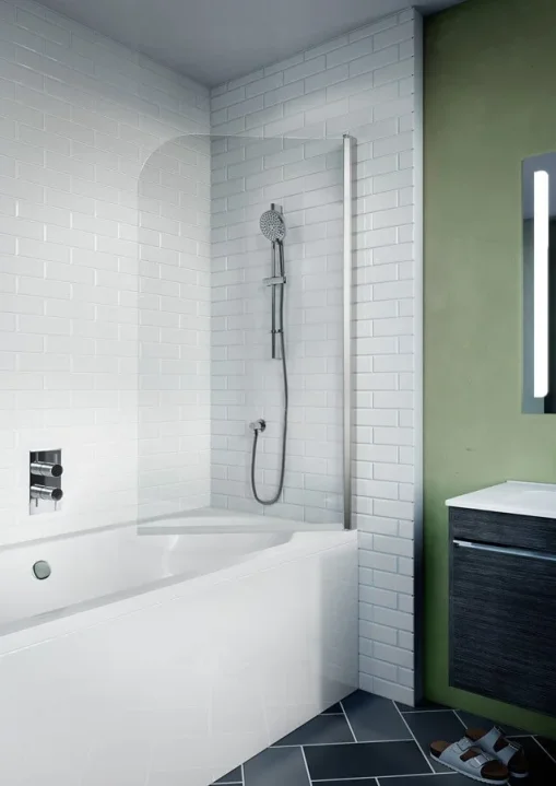 Crosswater Kai 6 Single Bath Screen 900 Silver product image - Image 1