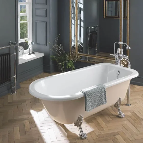 Bc Designs Mistley 1700 Bath With Feet Set 2 White product image - Image 1
