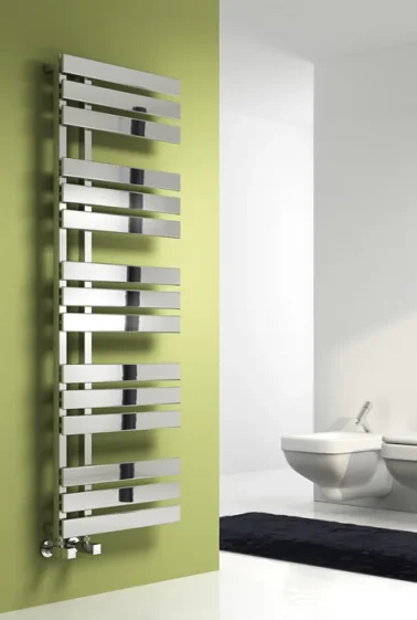 Reina Sesia 500 X 1500 Chrome Designer Radiator detail view - Image 2