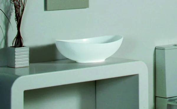 Bc Designs Kurv Basin 615 X 360 Polished White