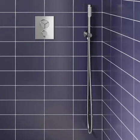 Crosswater Crossbox Push Mpro 3 Outlet Trim & Levers Chrome detail view - Image 2