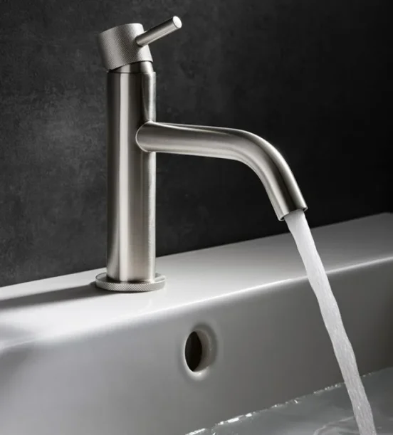 Crosswater Mpro Basin Monobloc Knurled No Waste Deck Mounted Stainless detail view - Image 2