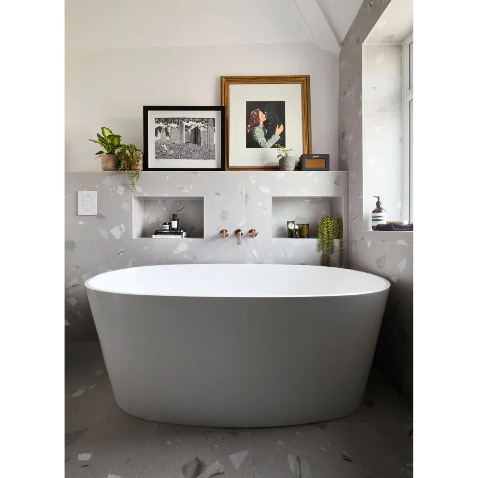 Bc Designs Sorpressa Bath 1510 X 760 (no Waste) Polished White detail view - Image 3