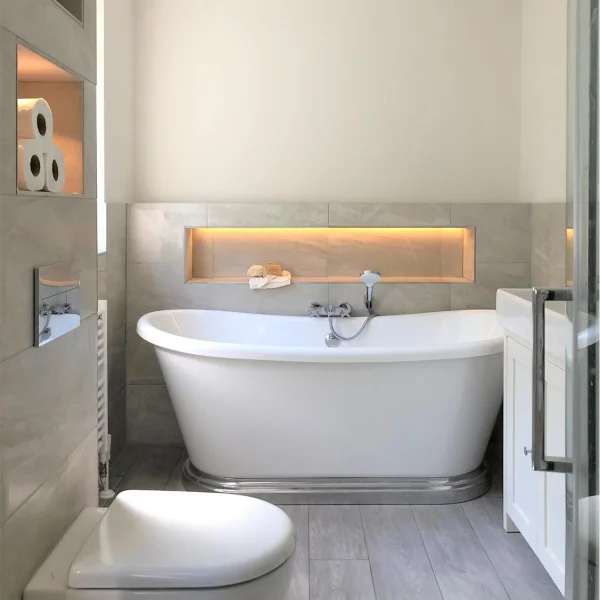 Bc Designs 1800 Boat Bath With Aluminium Plinth White