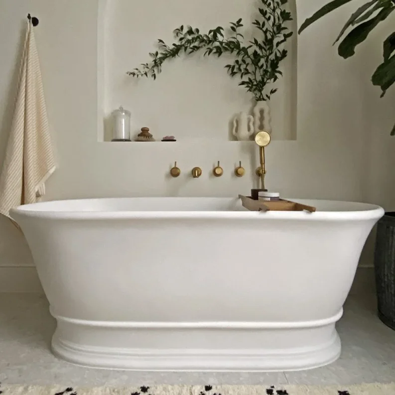 Bc Designs Bampton Bath 1555 X 740 (no Waste) Polished White product image - Image 1